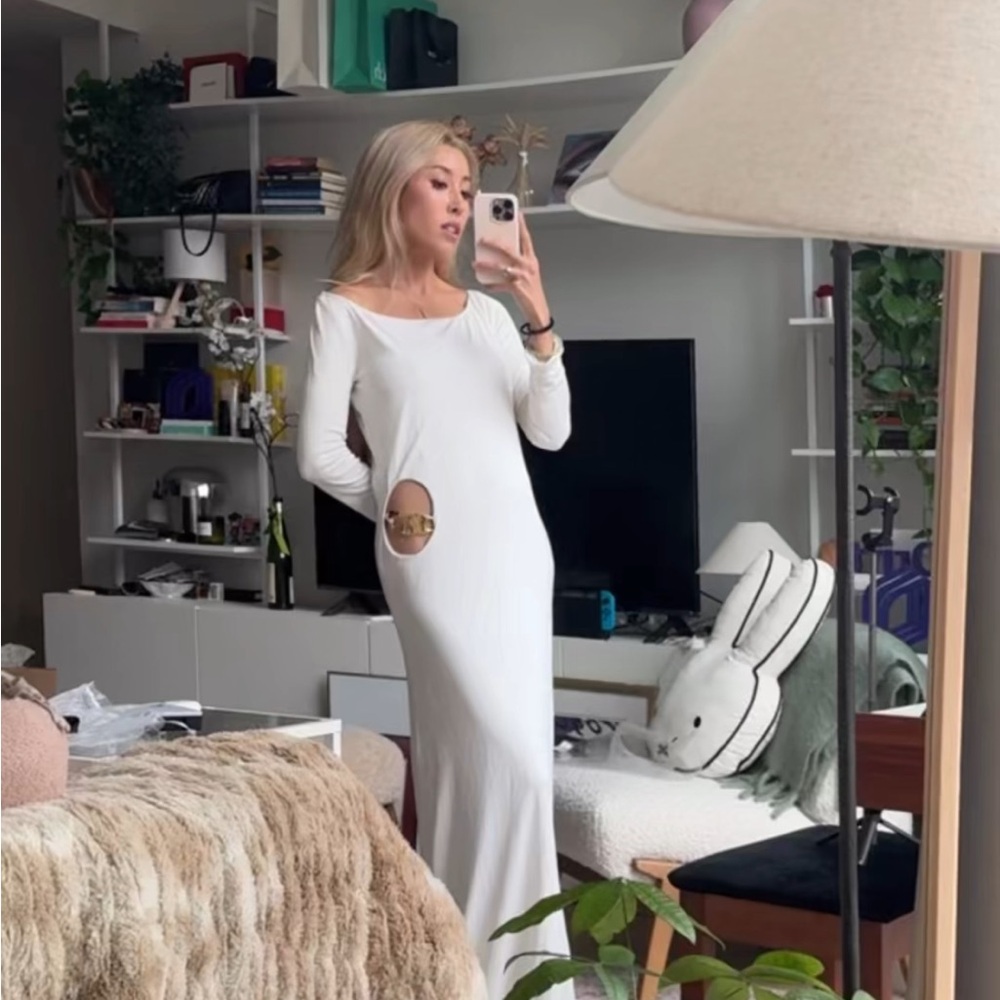 RARE F/W 1996 Tom Ford Gucci White Long Sleeve Dress with Hip Belt Cutout